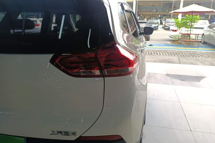 Used Chevrolet Trax 2021 325T Automatic Fun Edition China VI Standard Exterior 3