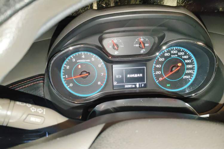 Used Chevrolet Cruze 2015 1.5L Automatic Fashion Navigation Edition