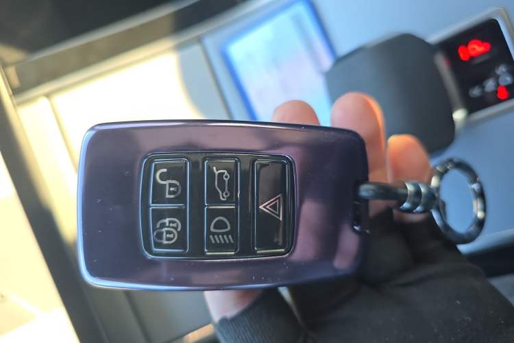 Used Land Rover Range Velar 2024 S Model Vehicle Key