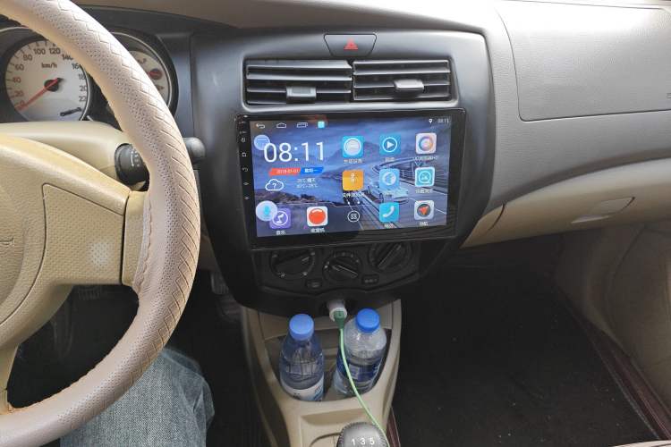 Used Nissan Livina 2010 Jingyue Edition 1.6L Manual All-Around Model