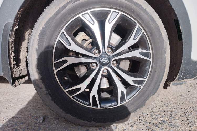 Used Hyundai Santa Fe 2017 2.0T Automatic All-Wheel Drive Smart 7-Seater