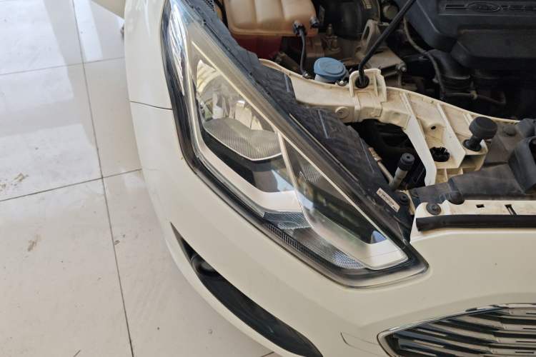 Used Ford Escort 2017 Happiness Edition 1.5L Automatic Fashion Version