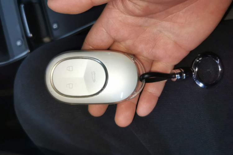 Used Nio ET5 2022 75 kWh Vehicle Key