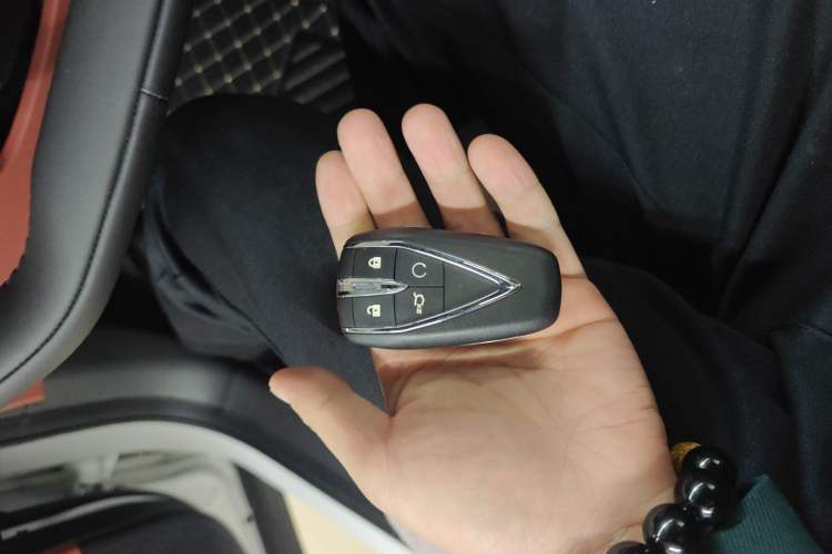 Used CHANGAN CS75 PLUS 2025 4th Generation 1.5T New Blue Whale Smart Luxury Edition