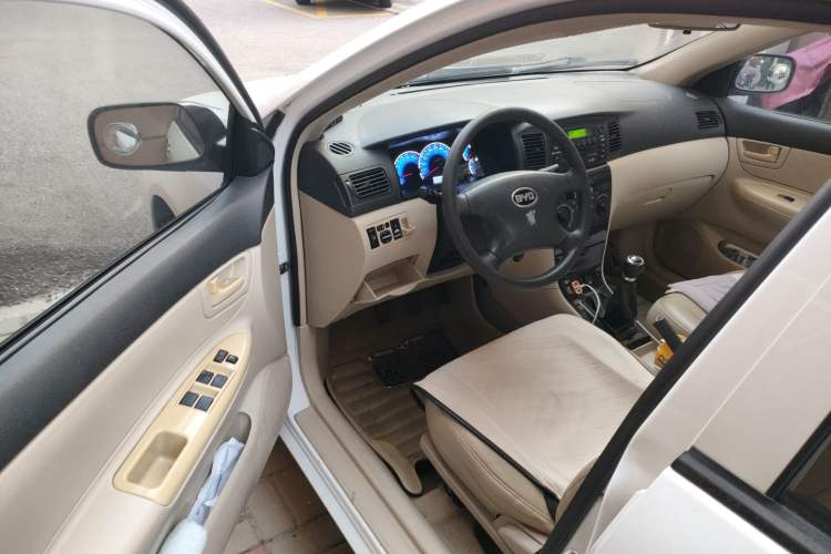 Used BYD F3 2013 Energy-Efficient Model 1.5L Manual Comfort Version Driver Seat