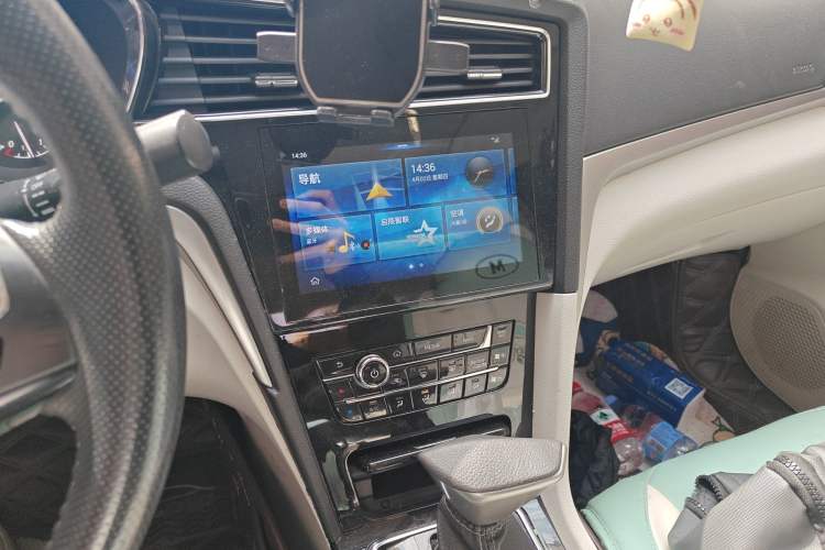 Used Venucia D60 2018 1.6L CVT Smart Connect Luxury Edition