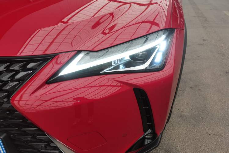 Used Lexus UX 2020 260h Explore & Adventure Edition