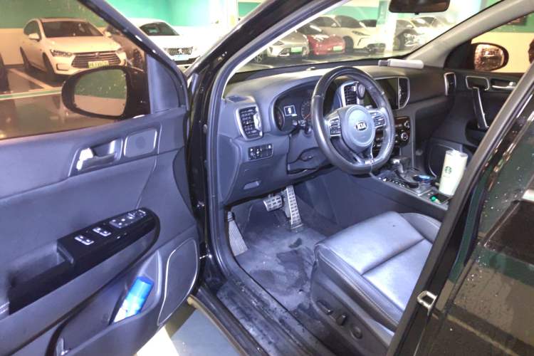 Used Kia KX5 2016 1.6T Automatic Two-Wheel Drive DLX
