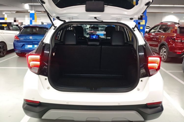 Used Toyota YARiS L Zhi Xuan 2021 X-Trail 1.5L CVT Luxury Edition Trunk