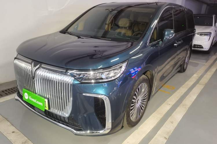 Used VOYAH Dream 2025 PHEV Four-Wheel Drive Prestige Kunpeng Edition