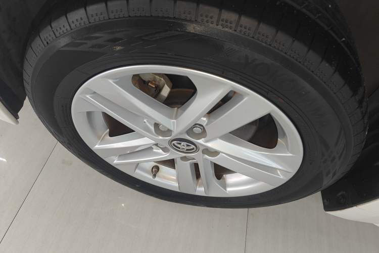 Used Toyota Levin 2019 185T CVT Luxury Edition China VI Standard