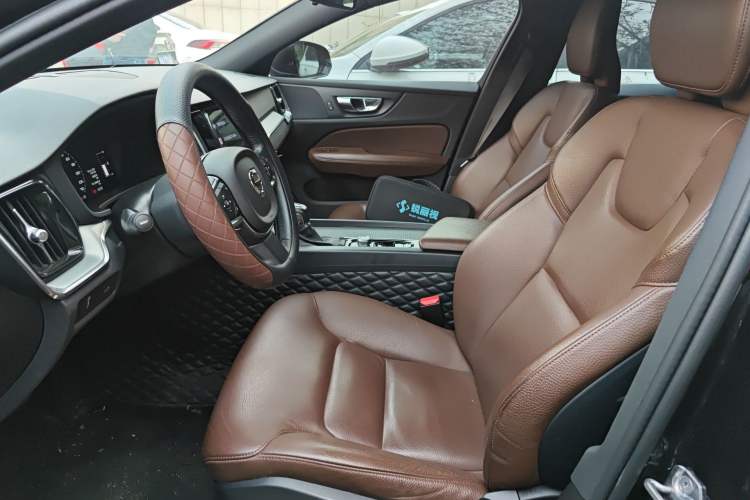 Used Volvo S60 2020 T4 Zhiyi Luxury Edition Left Front Seat