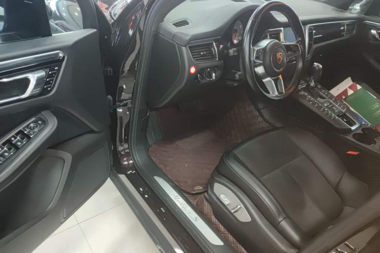 Used Porsche Macan 2017 Macan S 3.0T
