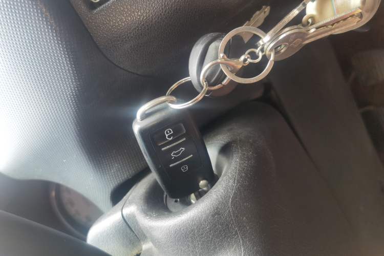 Used Peugeot 207 2011 Sedan 1.4L Manual Yule Edition Vehicle Key