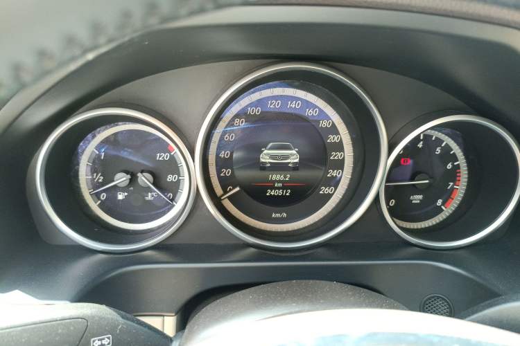 Used Mercedes-Benz E-Class 2015 E 260 L Instrument Cluster