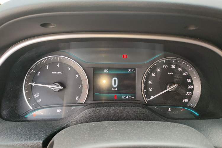 Used Buick GT 2015 15N Manual Luxury Version Instrument Cluster