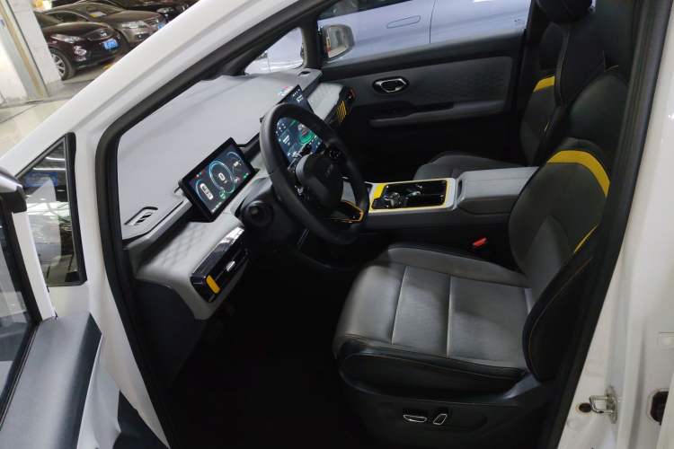 Used AION Y 2021 70 Intelligent Edition