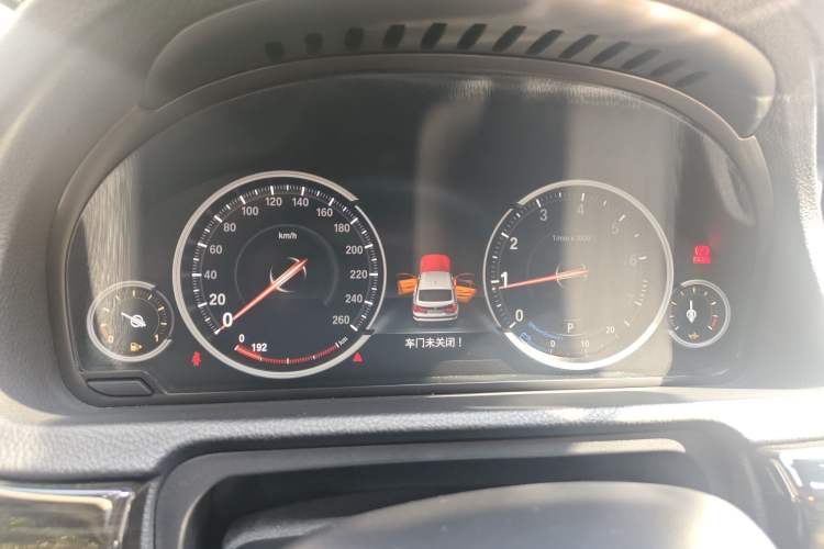 Used BMW 5 Series GT 2015 528i Leading Model
