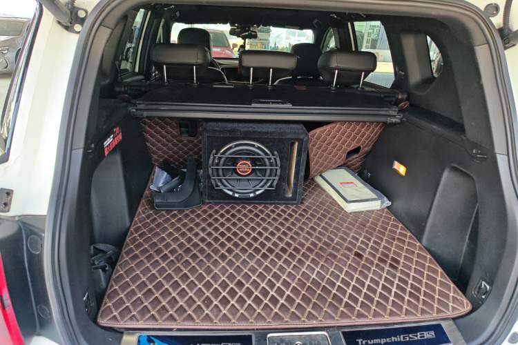 Used GAC Trumpchi GS8 2020 GS8S 390T Two-Wheel Drive Luxury Smart Connectivity Version Trunk