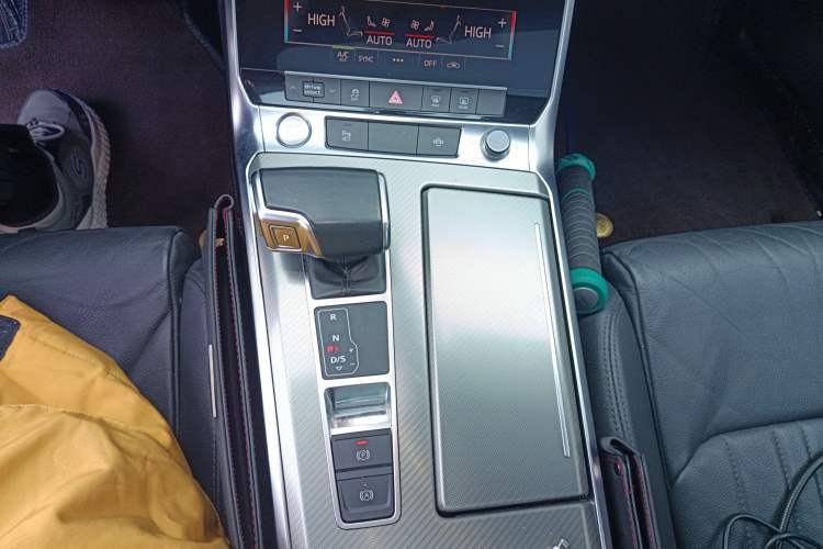 Used Audi A6L 2020 45 TFSI quattro Prestige Elegant Edition Gear Lever