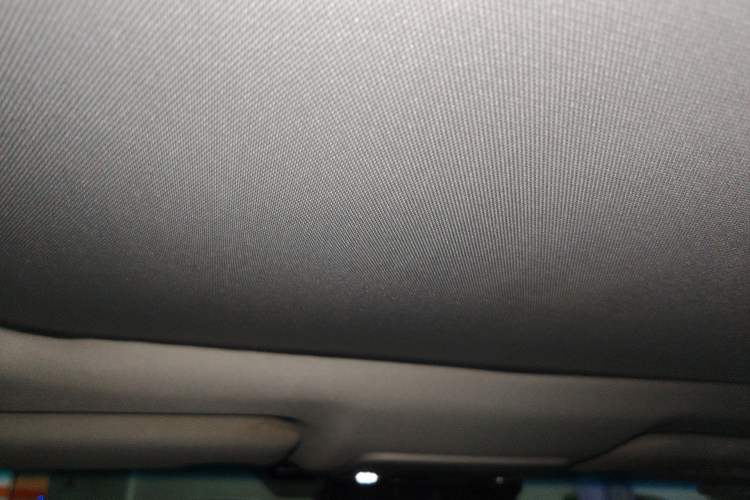 Used Toyota Camry 2019 Dual-Engine 2.5 HG Luxury Edition China VI Standard Headliner