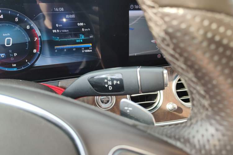 Used Mercedes-Benz E-Class 2017 E 300 L Luxury Model Gear Lever