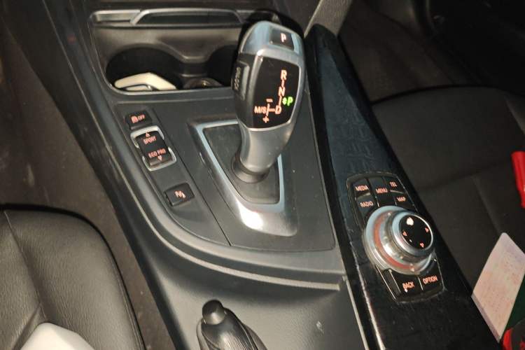 Used BMW 3 Series 2016 320Li Ambition Model