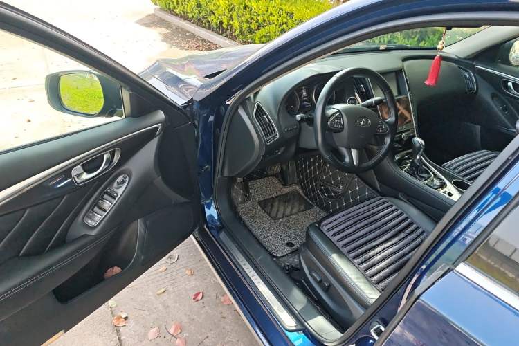 Used Infiniti Q50L 2016 2.0T Comfort Edition
