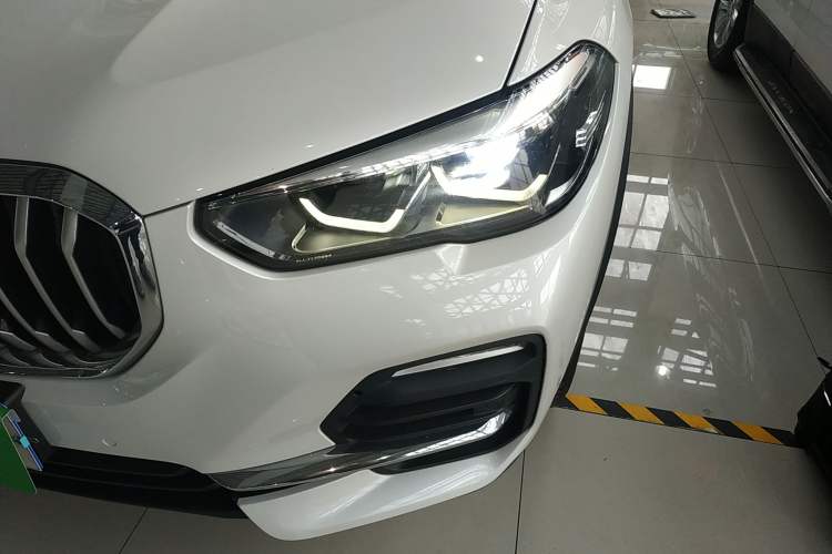 Used BMW X5 2019 xDrive40i M Sport Package
