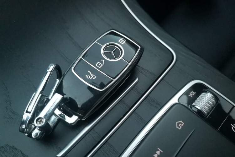 Used Mercedes-Benz C-Class 2021 C 200 L Fashion Edition Sport Version
