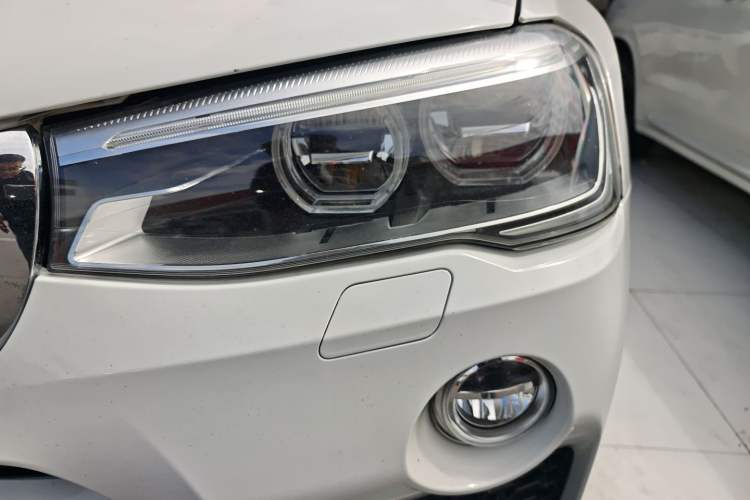 Used BMW X4 2014 xDrive35i M Sport model
