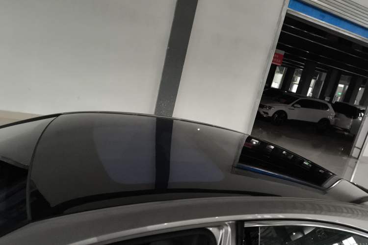 Used Toyota Camry 2026 Model Dual-Engine 2.0HXS Sport Plus Edition
