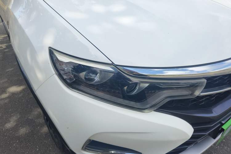 Used Soueast DX7 2019 1.5T Automatic Smart Connect Fashion Edition China VI Standard