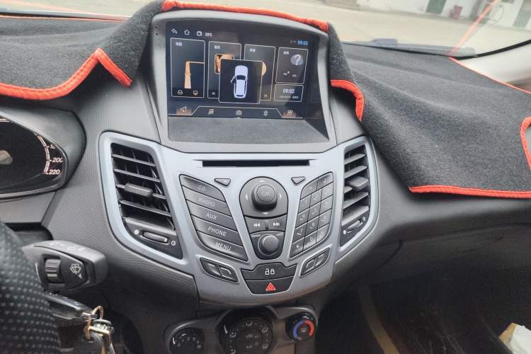 Used Ford Fiesta 2013 Hatchback 1.5L Automatic Fashion Edition
