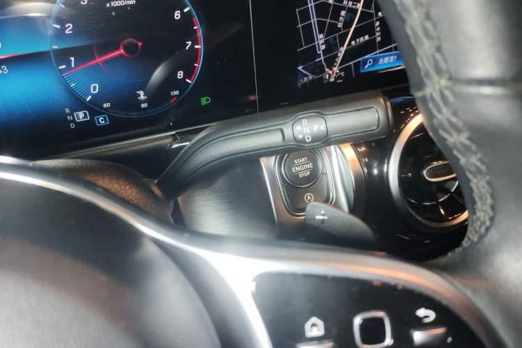 Used Mercedes-Benz GLB 2020 GLB 200 Dynamic Edition Gear Lever