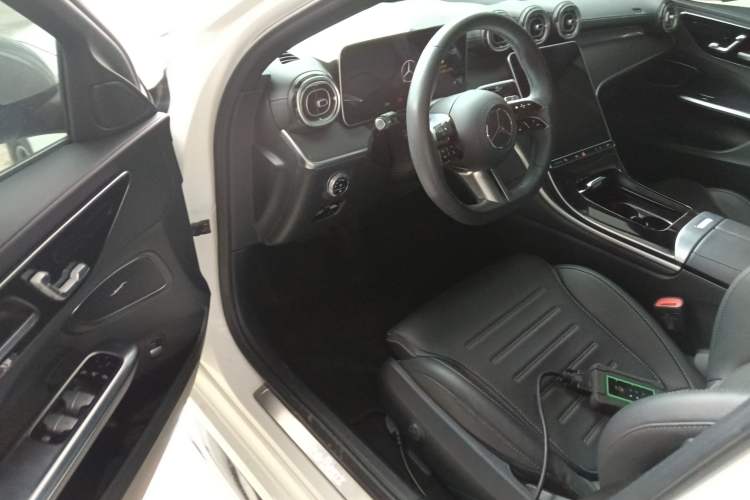 Used Mercedes-Benz C-Class 2023 Restyled C 260 L Sport Edition Driver Seat