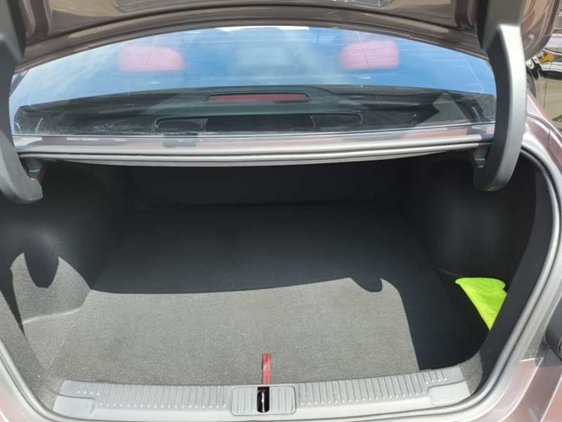 Used MG 5 2022 180 DVVT CVT Youth Luxury Edition — 18