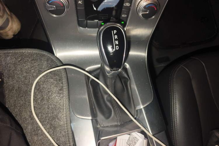 Used Volvo S60 2018 S60L T3 Smart Upgrade Edition
