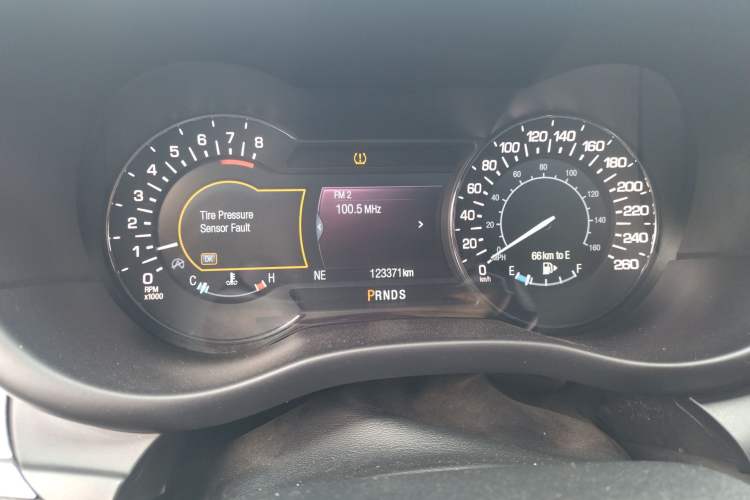 Used Lincoln MKC 2018 2.0T Two-Wheel Drive Deluxe Edition
