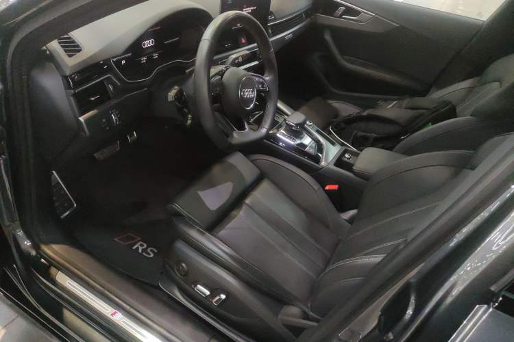 Used Audi A4L 2024 40 TFSI quattro RS Performance Package