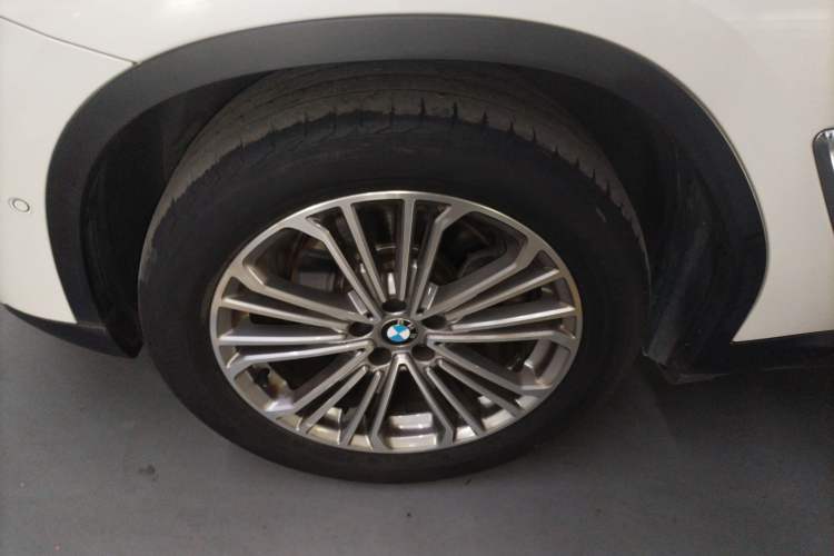 Used BMW X3 2018 xDrive28i Luxury Package China VI Emission Standard Left Front Wheel Hub