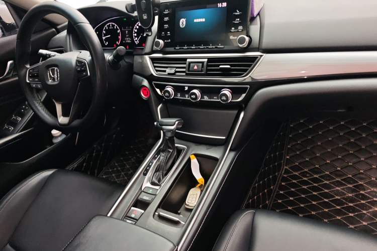 Used Honda Inspire 2019 260TURBO Elegant Edition China VI Emission Standard
