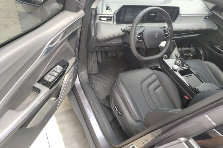 Used NETA U 2022 Pro 400 Comfort Edition