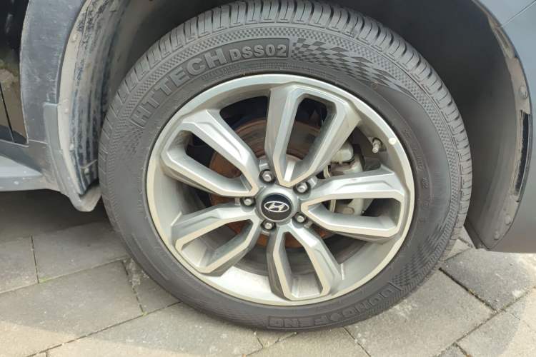 Used Hyundai ix35 2019 2.0L Automatic 2WD Zhiyong·Changxiang Edition China VI Standard Right Front Wheel Hub
