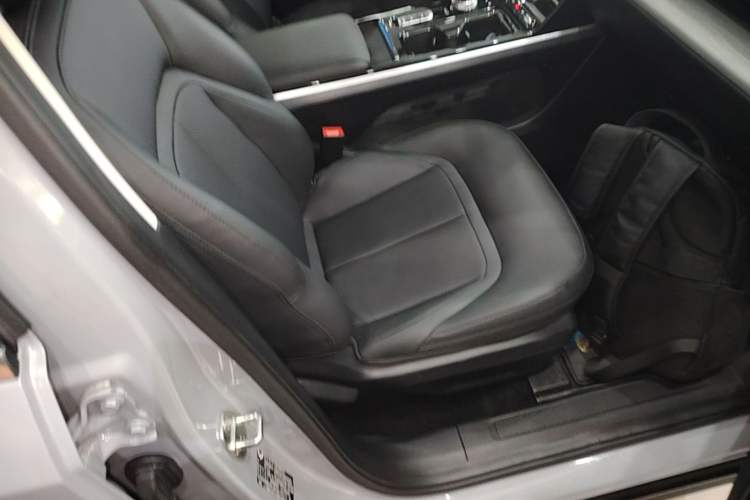 Used Wuling Xingguang 2024 Co-Creation Edition 510 Advanced Model