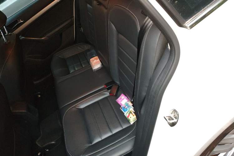 Used Volkswagen Gran Lavida 2017 180TSI DSG Comfort Edition Left Rear Seat