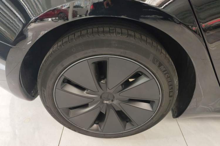 Used Tesla Model 3 2023 Rear-Wheel-Drive Version