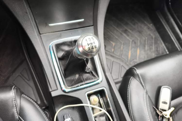 Used Geely Auto Emgrand 2015 Sedan 1.5L Manual - Top Trim Level