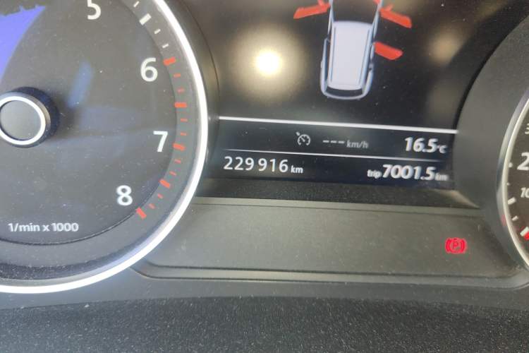 Used Volkswagen Touareg 2011 3.0 TSI Comfort Version