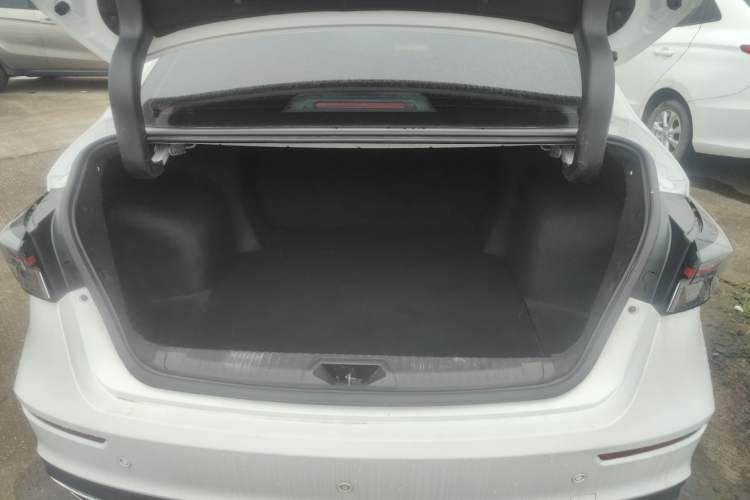 Used Chery Arrizo 5 PLUS 2021 XiaoAI 1.5L Manual Enjoy PLUS Trunk